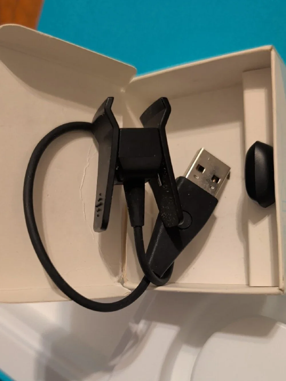 fitbit Alta Wristband in Plum And Charger In Box